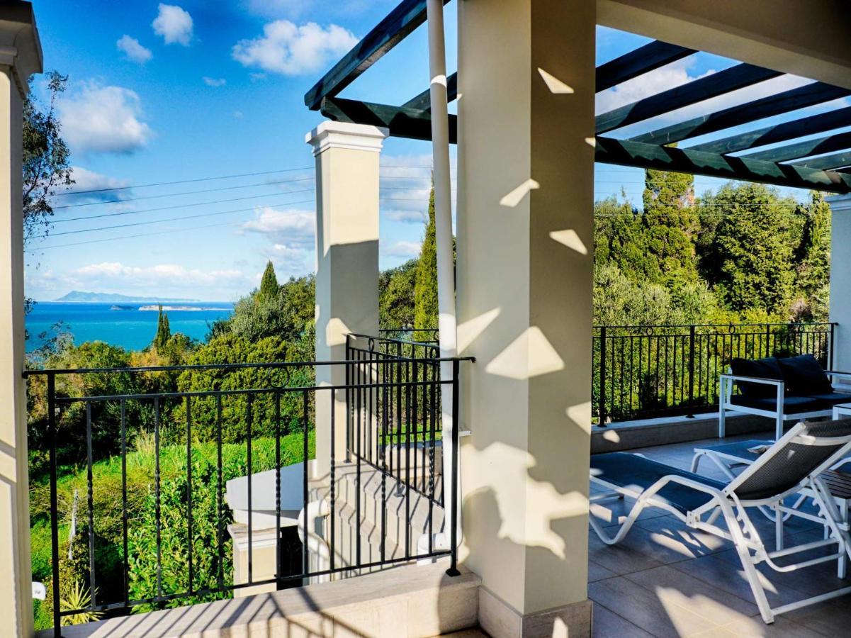 - 3 Minutes From The With Heated Eco-pool And Sunset View Afión