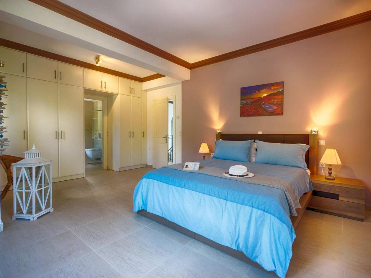 - 3 Minutes From The With Heated Eco-pool And Sunset View Vilă Afión