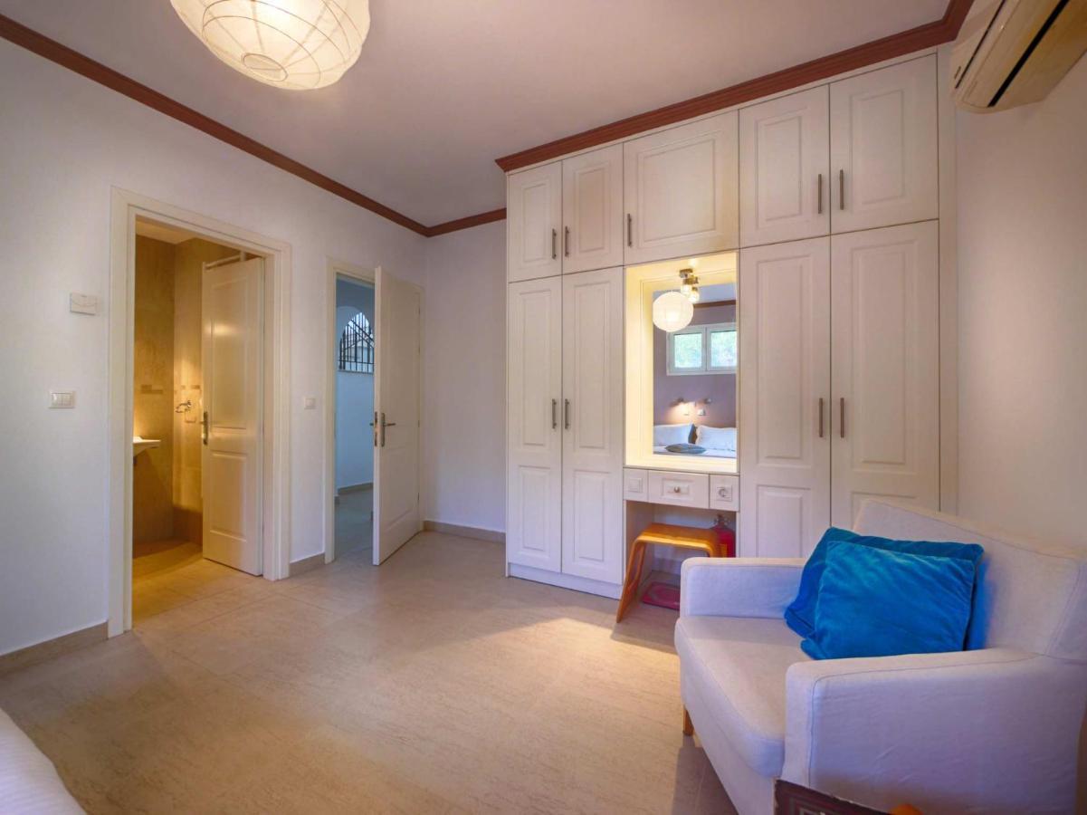 - 3 Minutes From The With Heated Eco-pool And Sunset View Vilă Afión