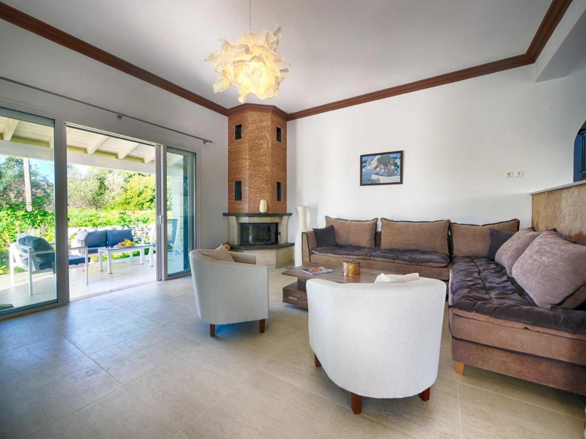 Villa - 3 Minutes From The With Heated Eco-pool And Sunset View Afión
